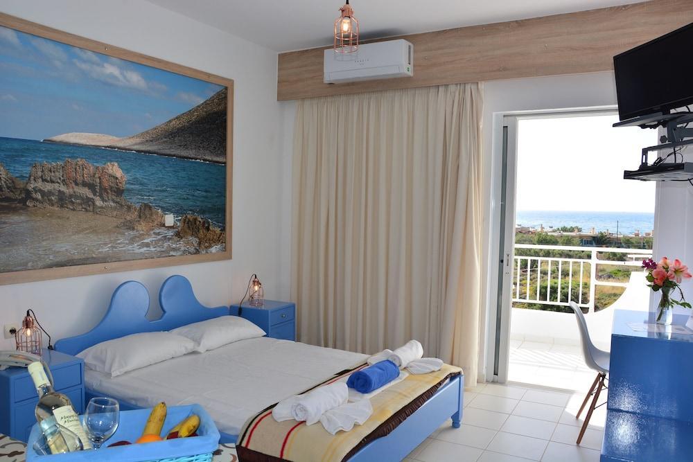 Blue Aparthotel 3*
