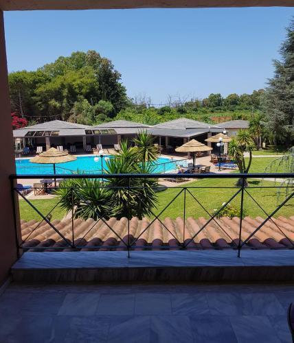 Aparthotel Kalamitsi 3*
