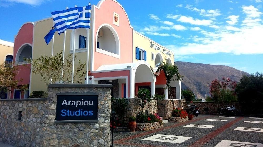 Aparthotel Arapiou Perivolos (Santorini)