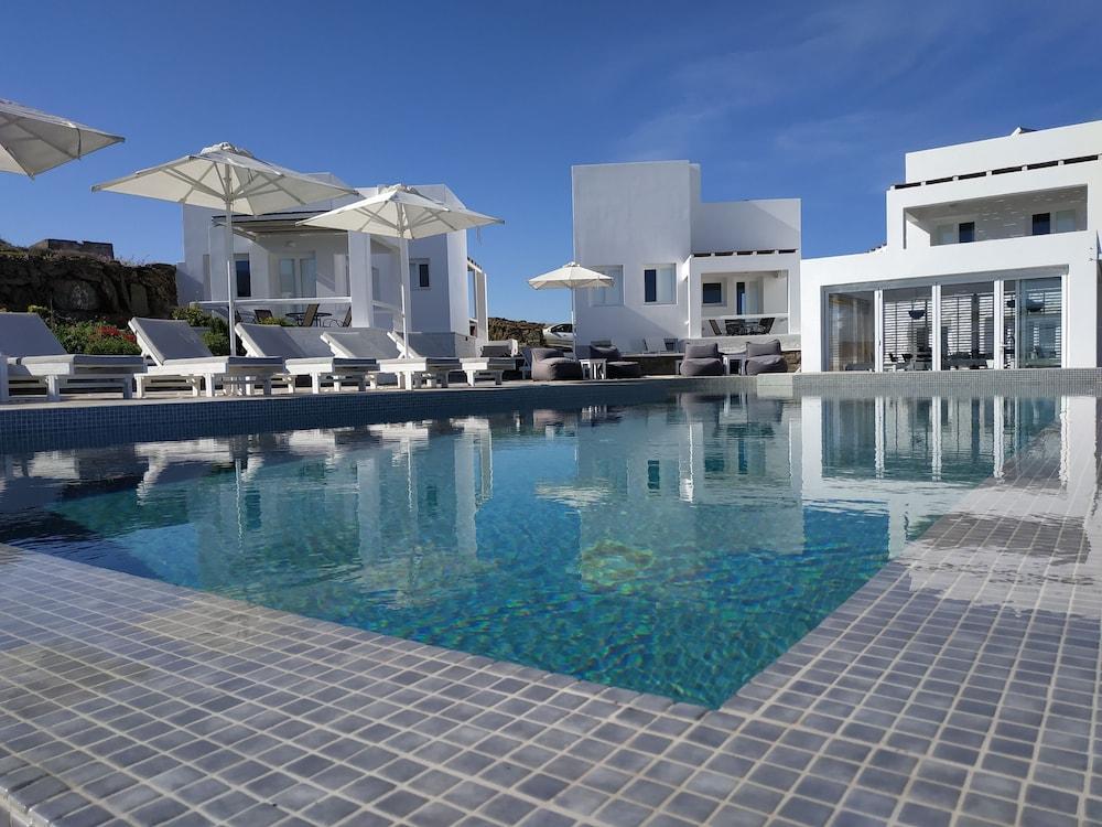 Lemon Tree Houses Holiday home Ano Meria