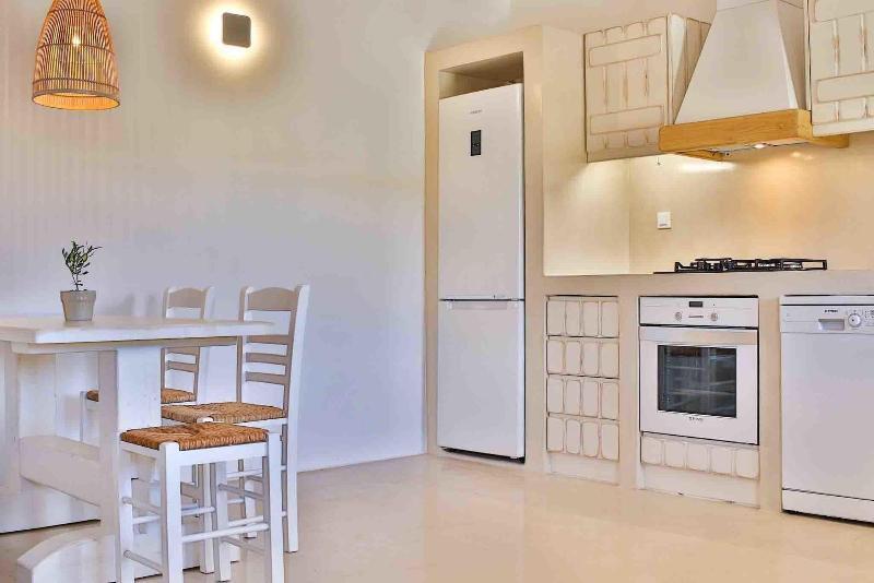 Vlia Mar Myconian Residences *
