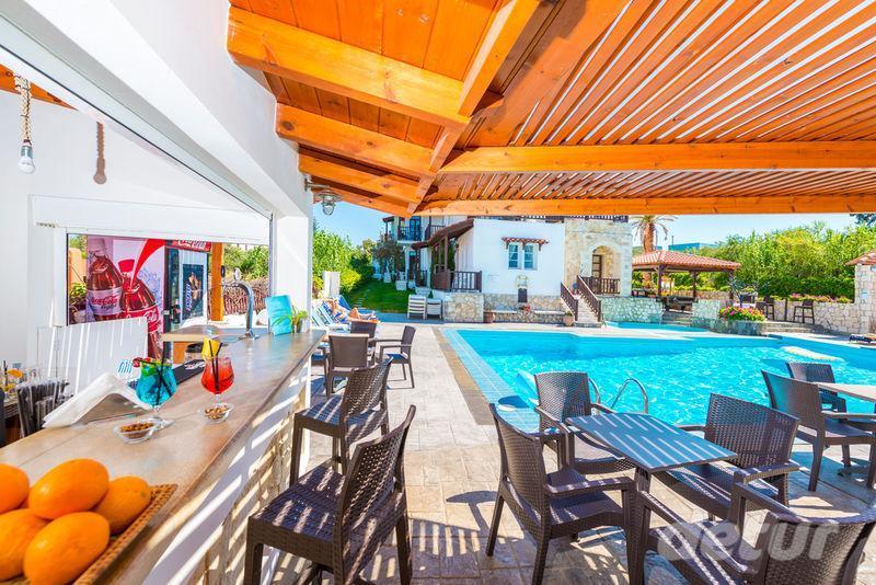 Aparthotel Ledra 3*