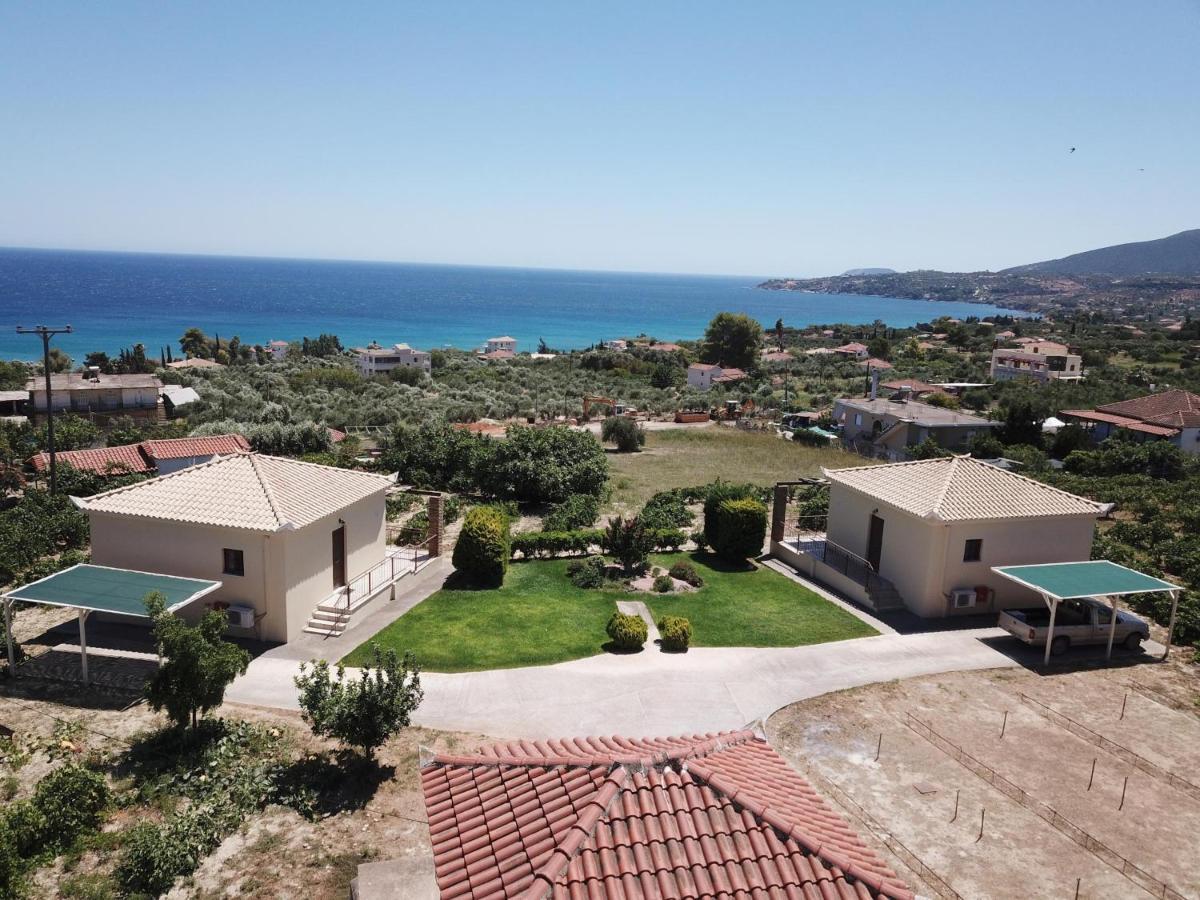 Takis Bizos House 1 Holiday home