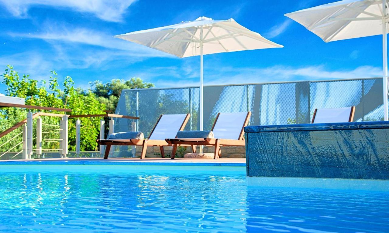 Perla With Heated Pool *
