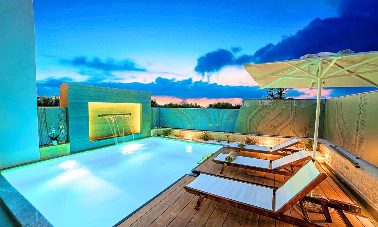 Villa Perla With Heated Pool *