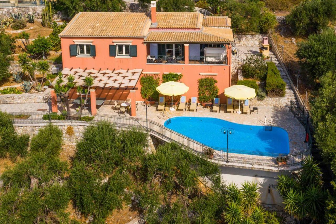Nefeli Nisaki (Corfu)