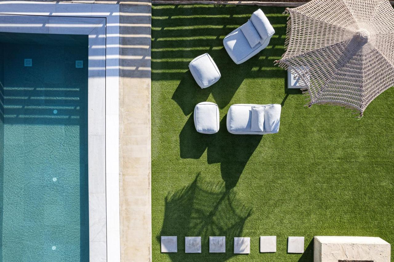 Carob Villas, An Eco-friendly Hideaway Villa *