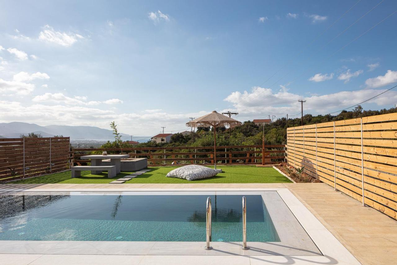 Carob Villas, An Eco-friendly Hideaway * Sissi (Crete)