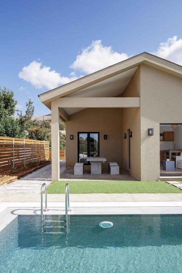 Villa Carob Villas, An Eco-friendly Hideaway *
