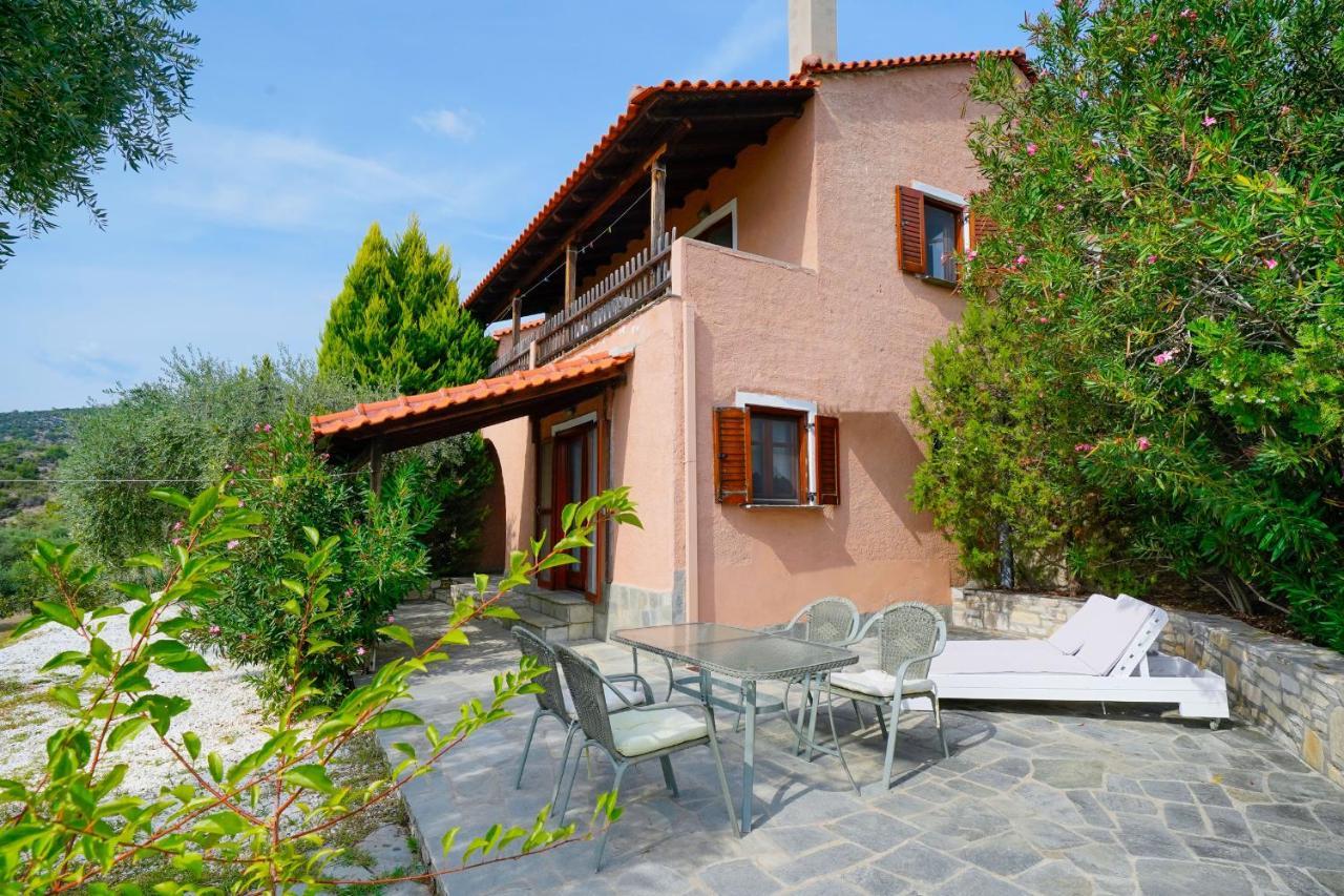 Giola Sirines Apartment Astris