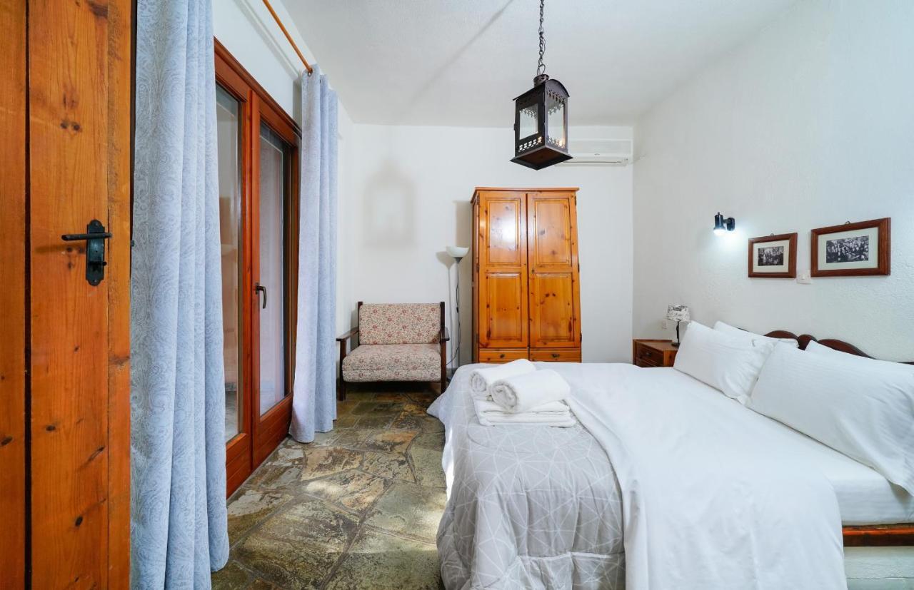 Giola Sirines Apartment Astris