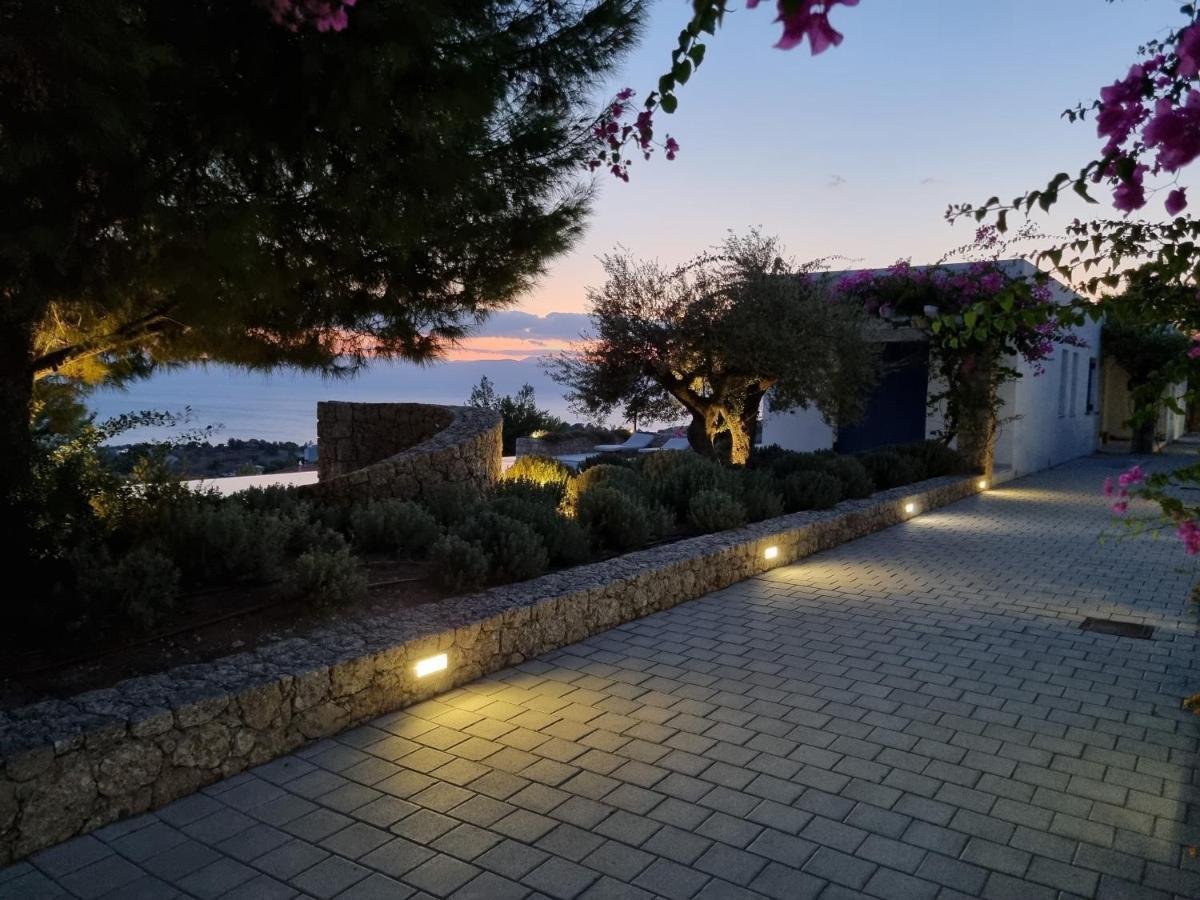Gournes Villa