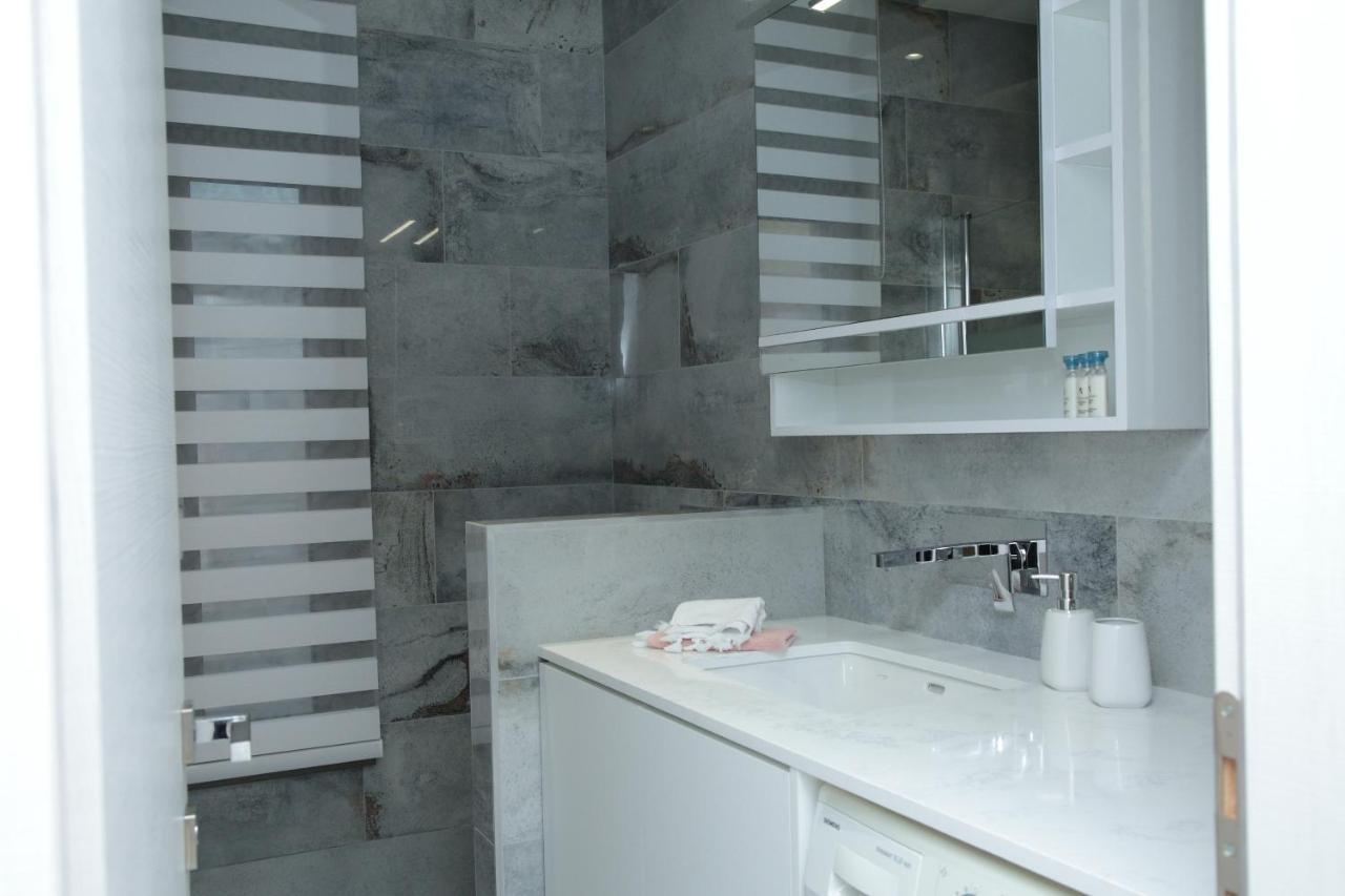 Almyra Seaside House Apartment *