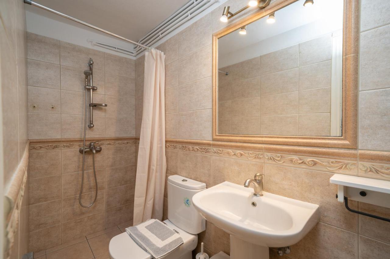 Lorenzo House Aparthotel