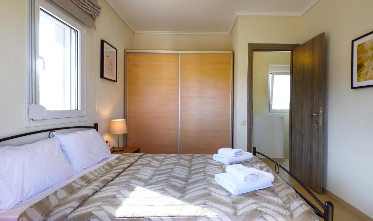 Botanica & Holiday home *