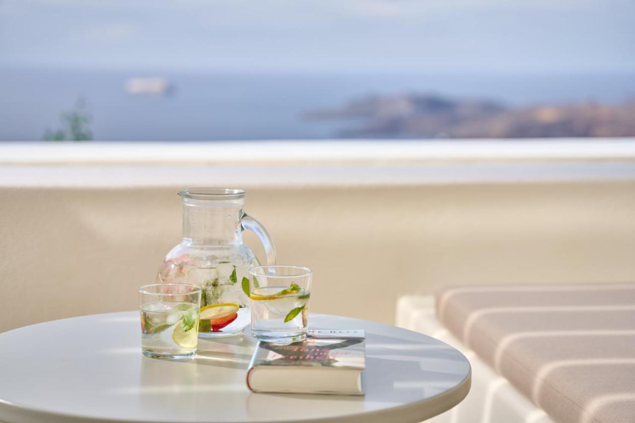 Lilium Santorini Hotel 5*