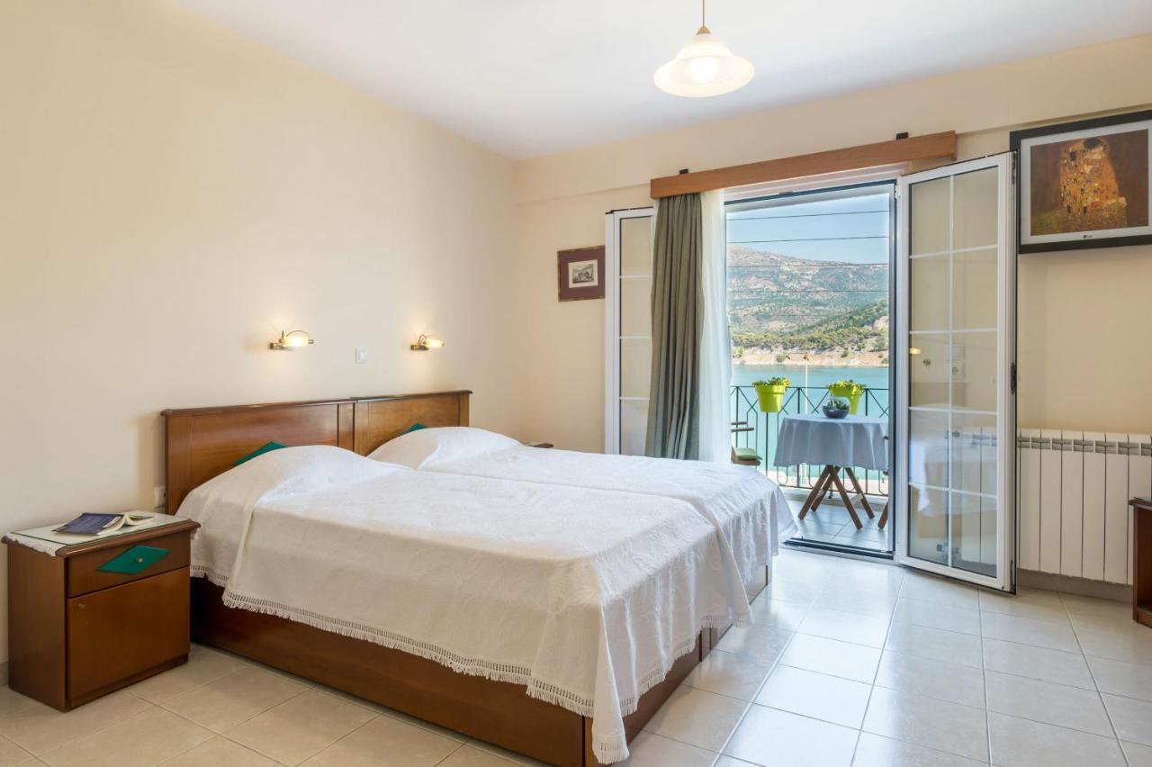 Rouchotas Aparthotel