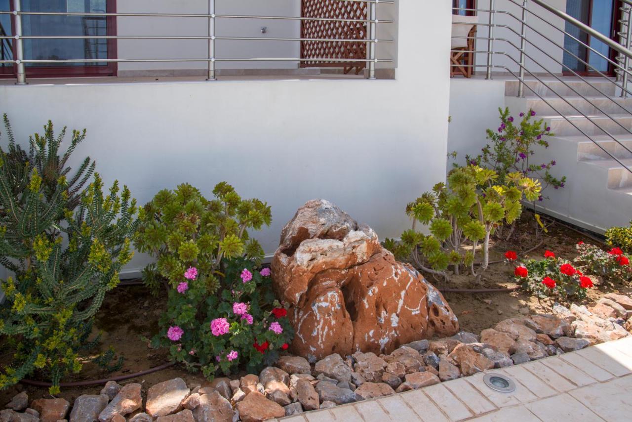 Phenωmena Apartment *