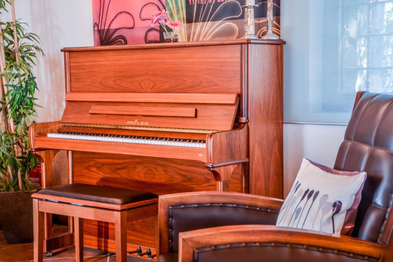 Village Boutique Hotel 5*