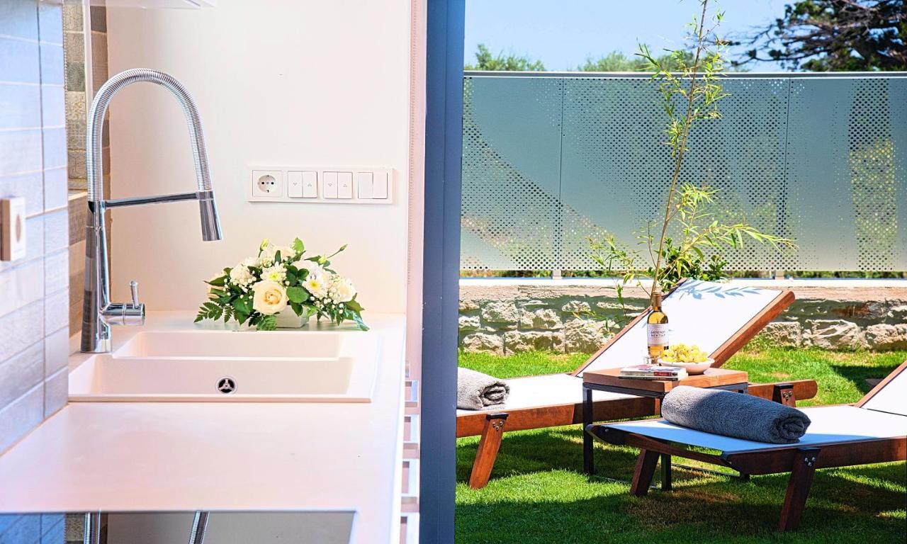 Perla With Heated Pool