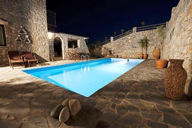 Aoritis Villas *