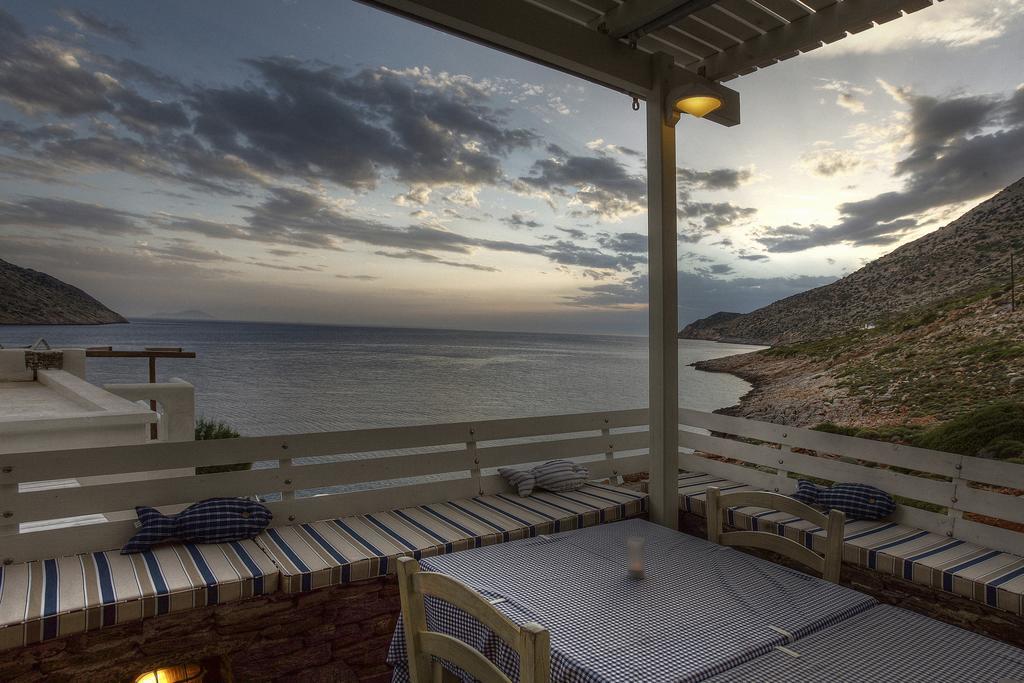 Delfini 3* Kamares (Sifnos)
