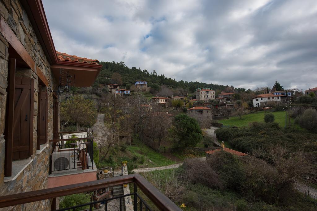 Chorostasi Guest house