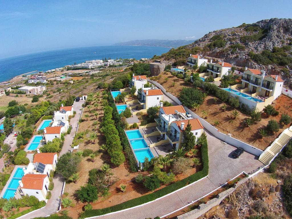 Aparthotel Golden - & 3*