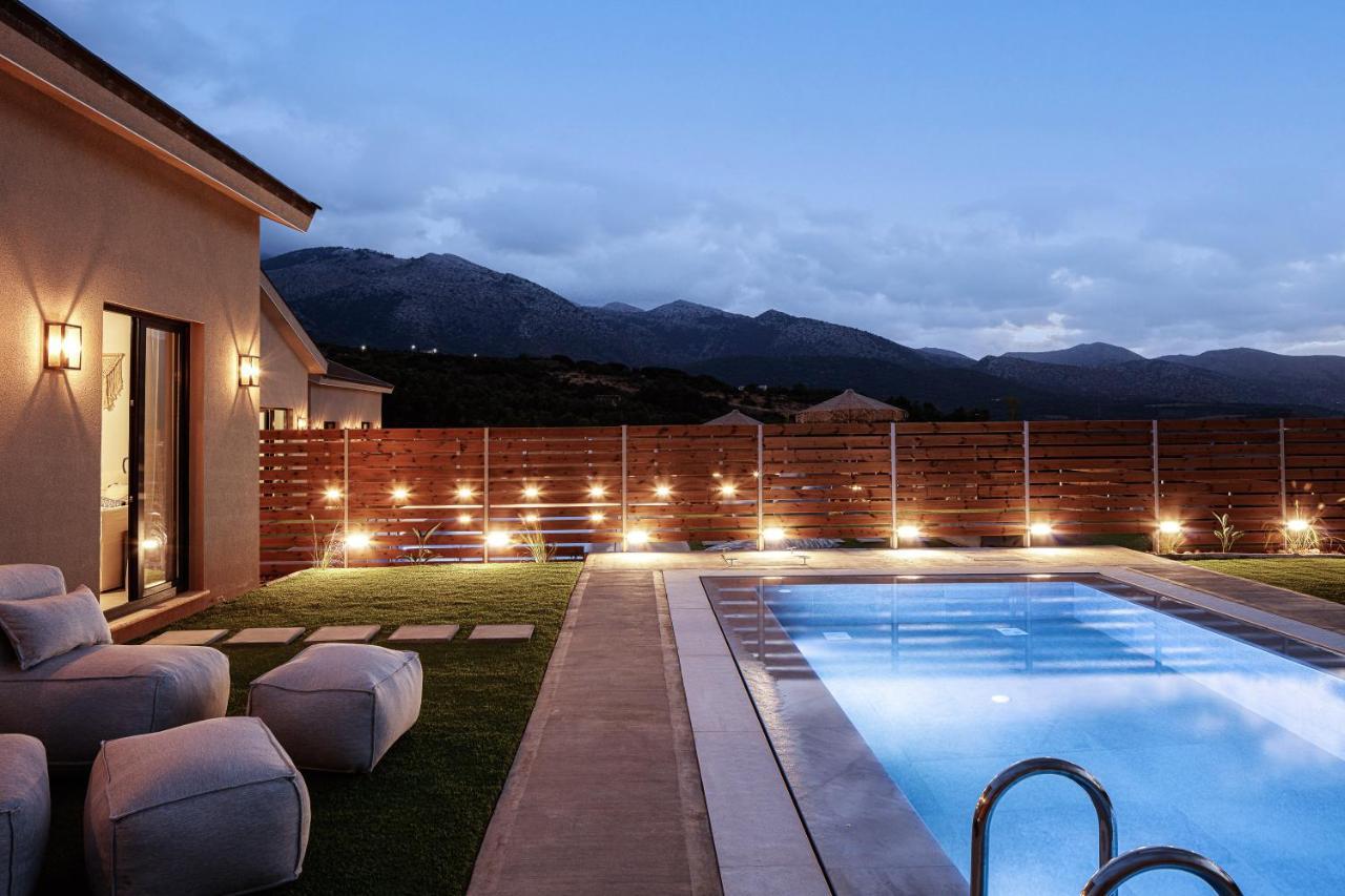 Carob Villas, An Eco-friendly Hideaway *