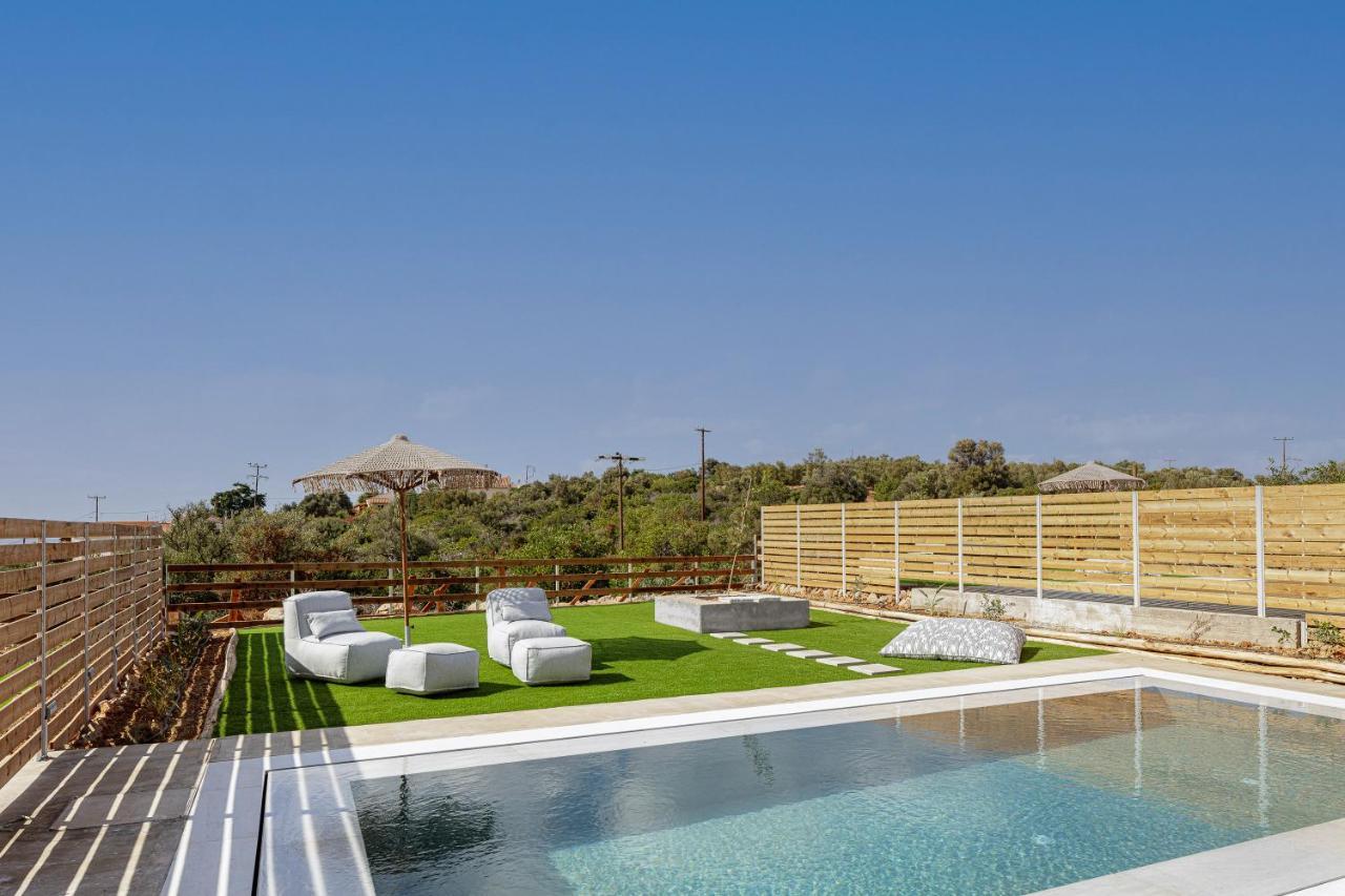 Carob Villas, An Eco-friendly Hideaway Sissi (Crete)