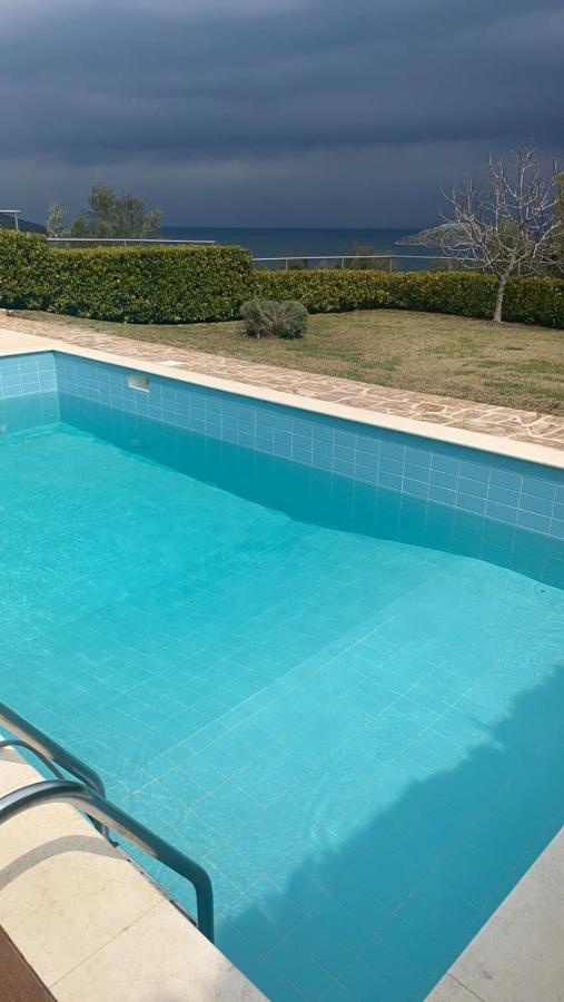 Skorponeria, Pool & Sea Villa