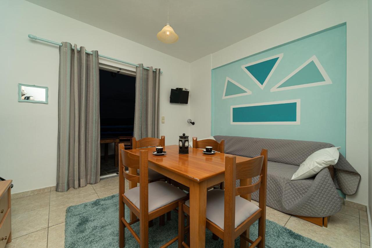 Blue Maisonettes * Kamaria (Messinia)