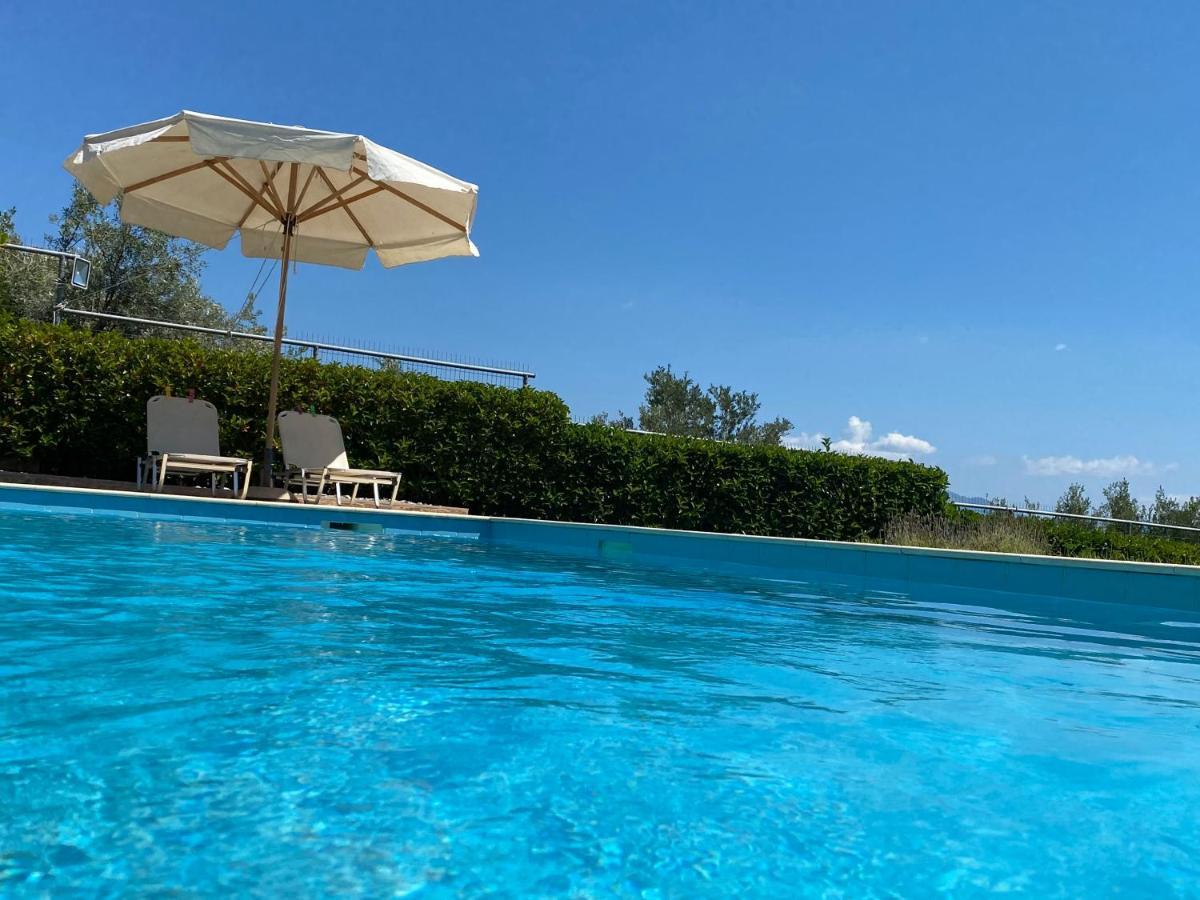 Skorponeria, Pool & Sea *
