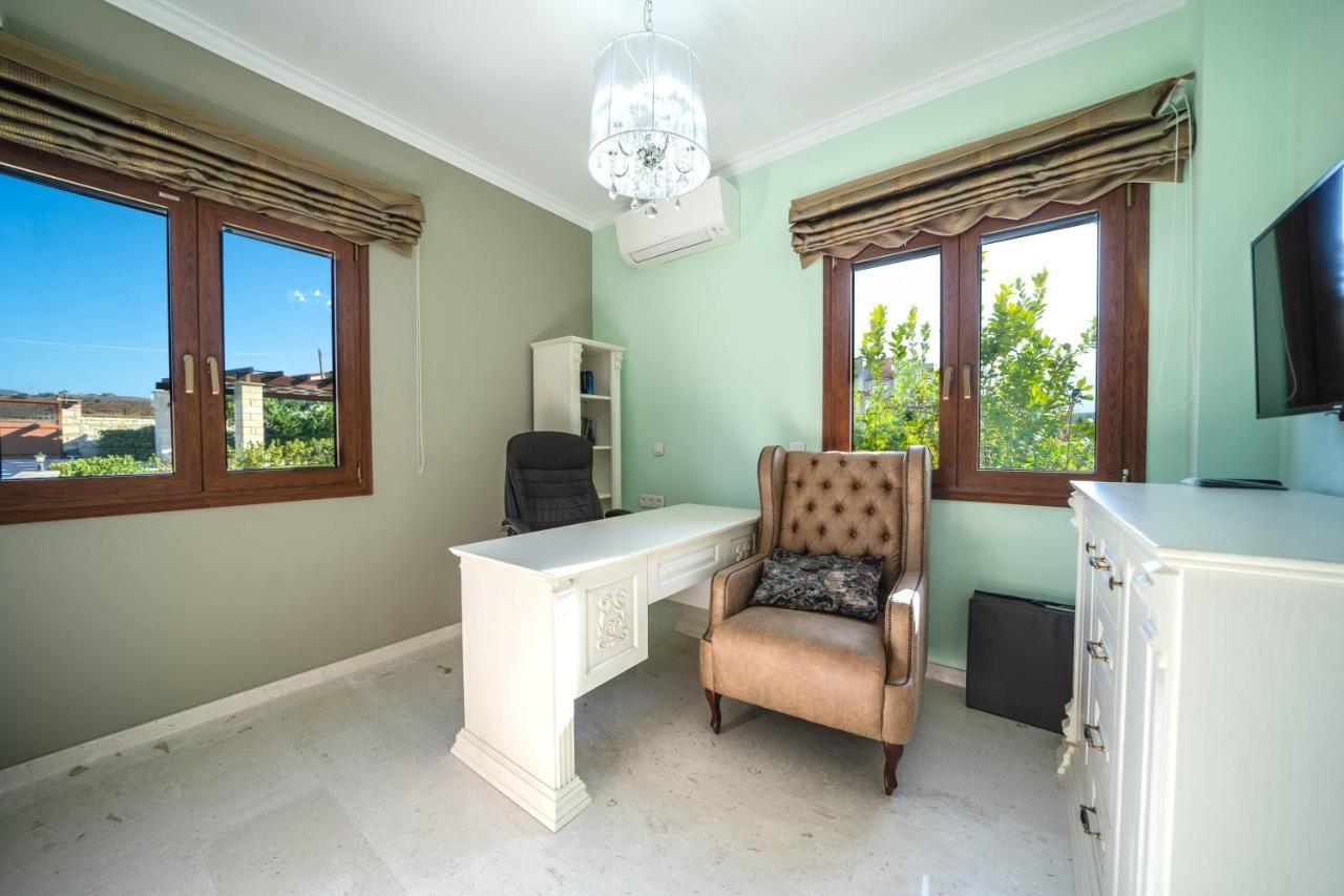 Villa Iremia Luxury With Pool