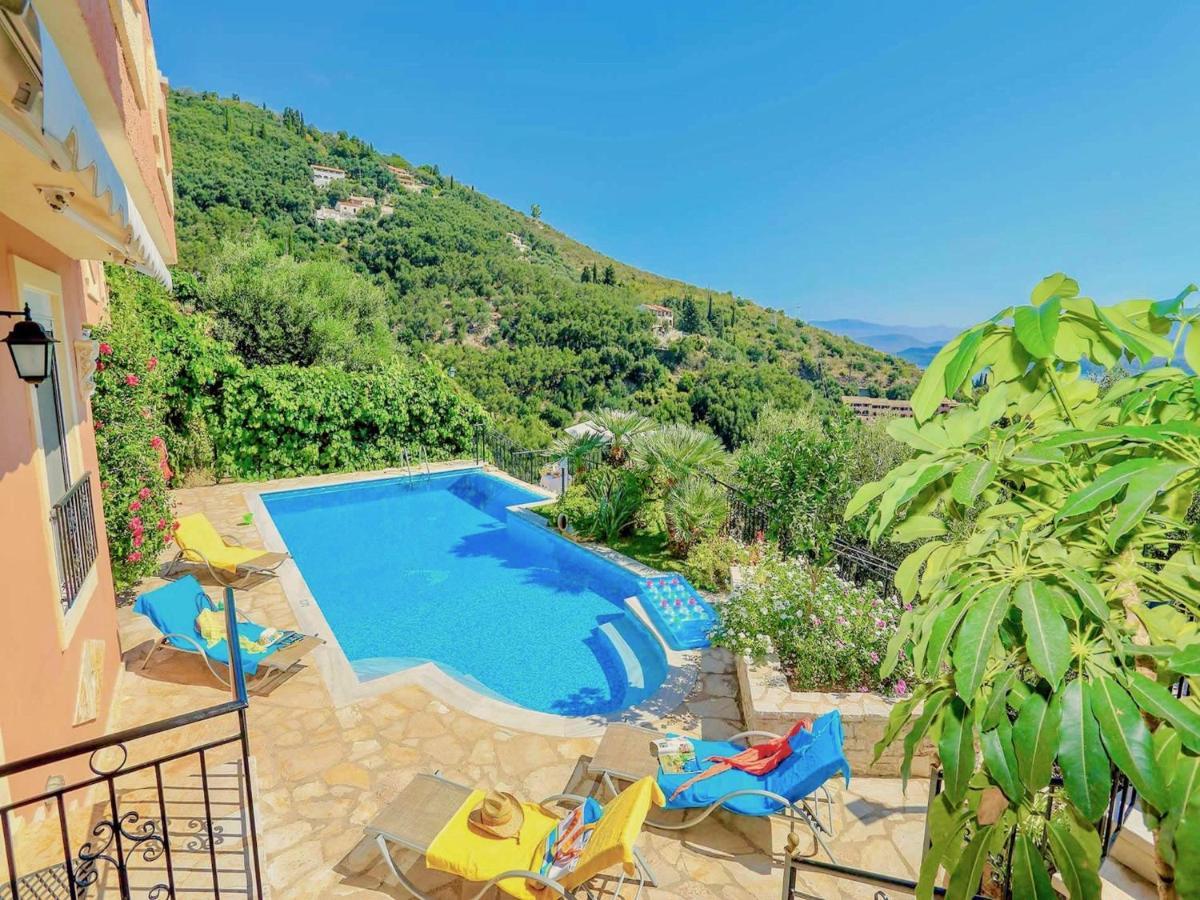 Eleni With Private Pool By Dadovillas Villa