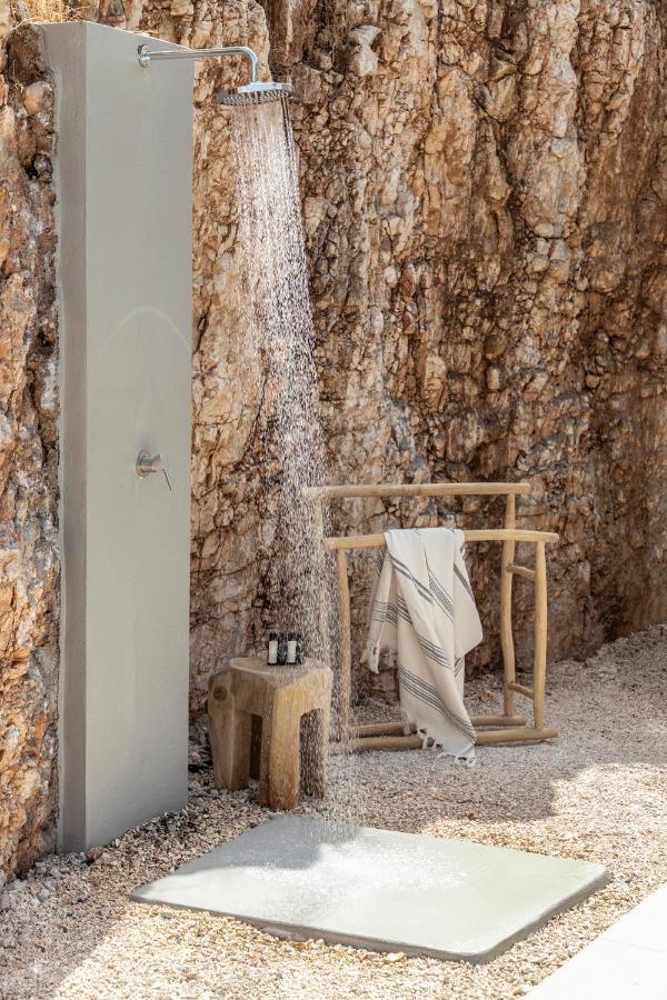 Pera Perou Unspoiled Luxury * Agia Efimia