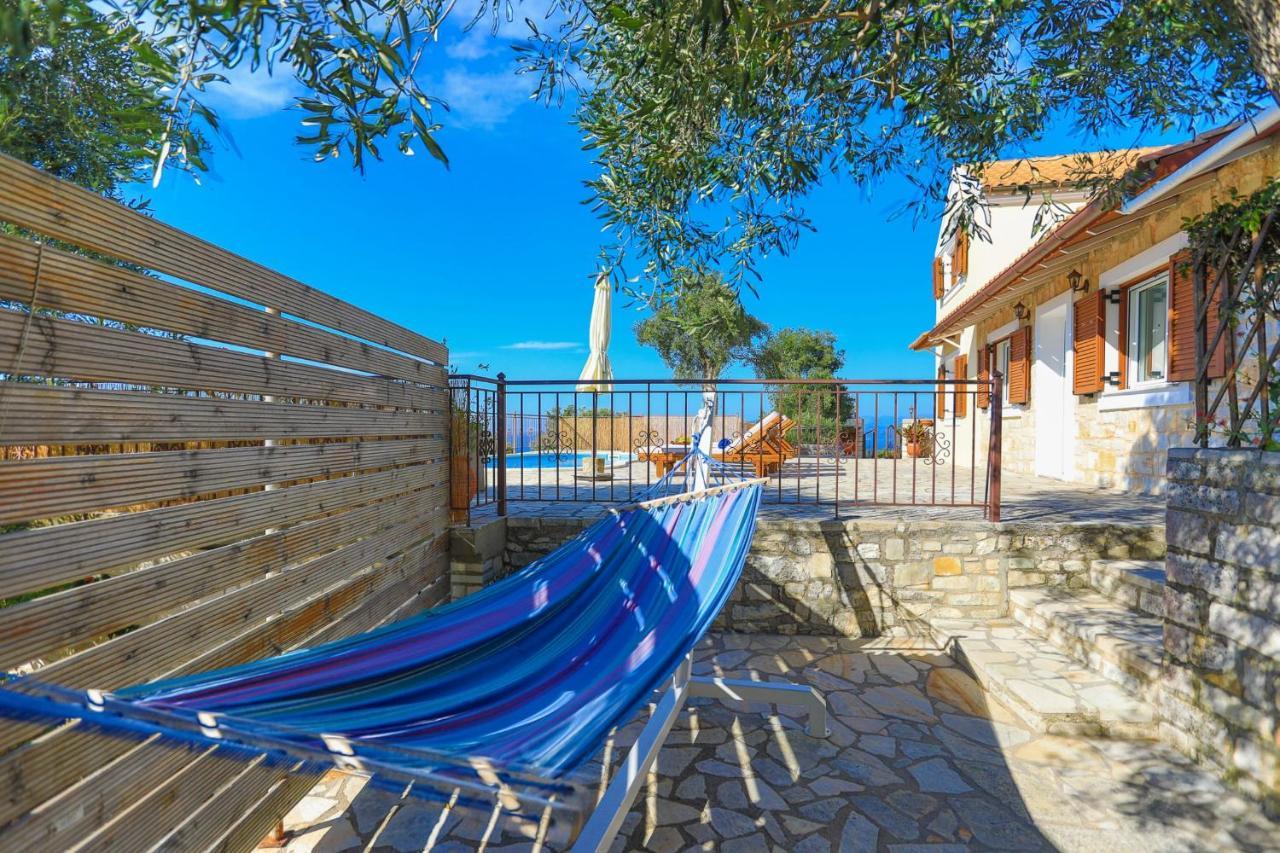 Vista Mare Isavros Villa *