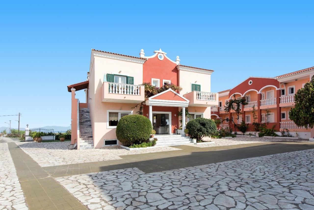 Eriva Aparthotel *