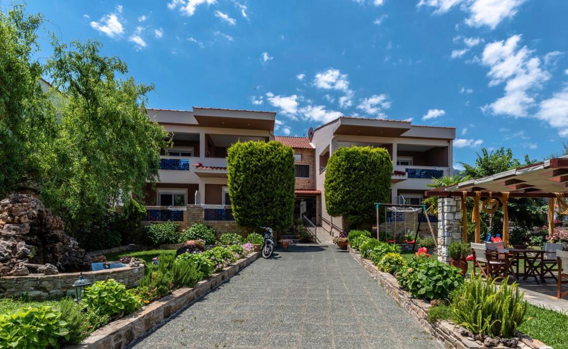 Makrina Hotel