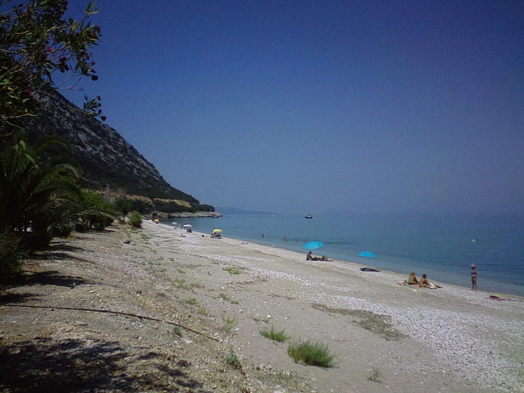 Marabou 3* Poros (Kefalonia)