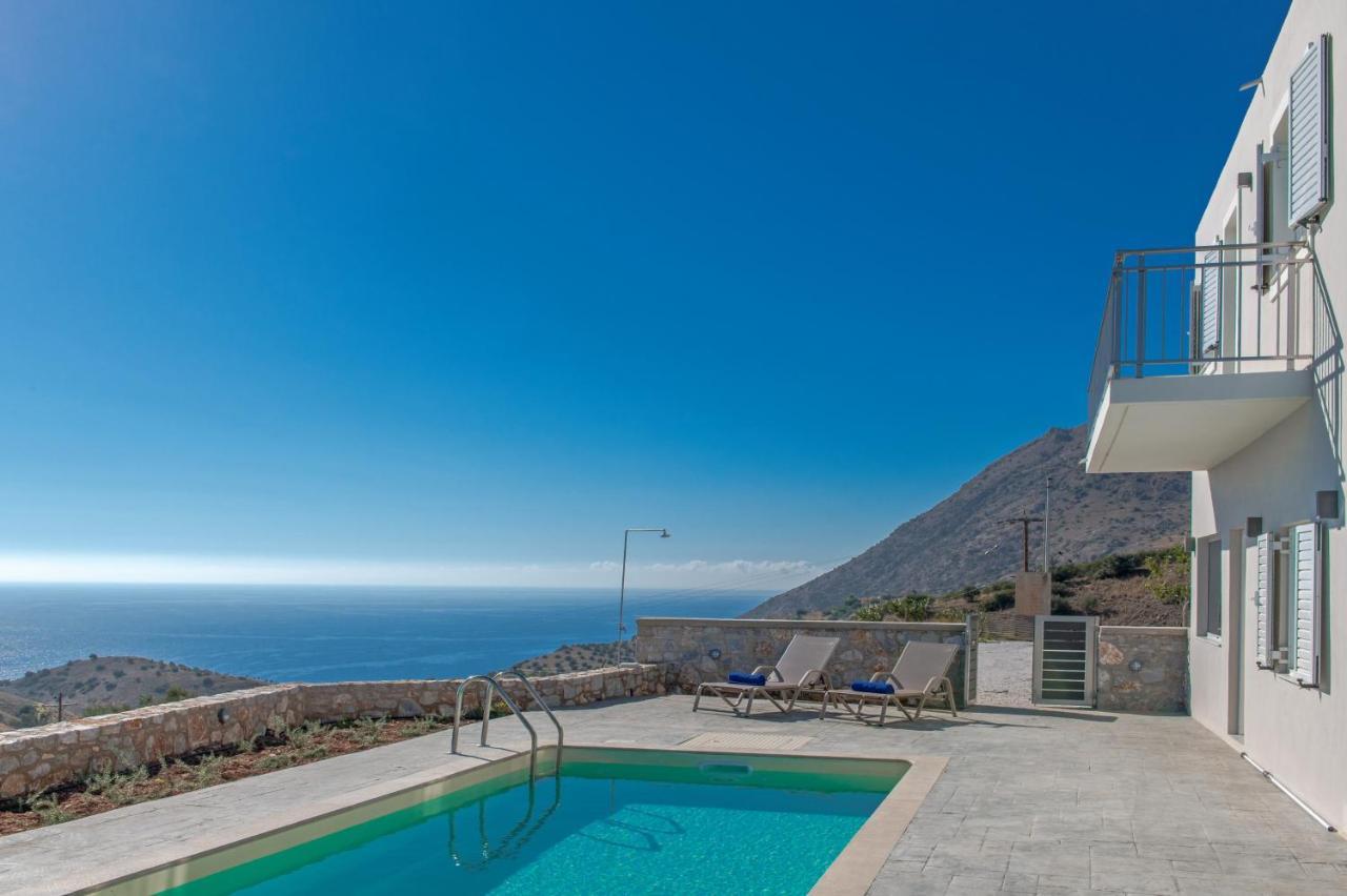 Tranquil Sea View With Private Pool, Just 2km From The Beach! *