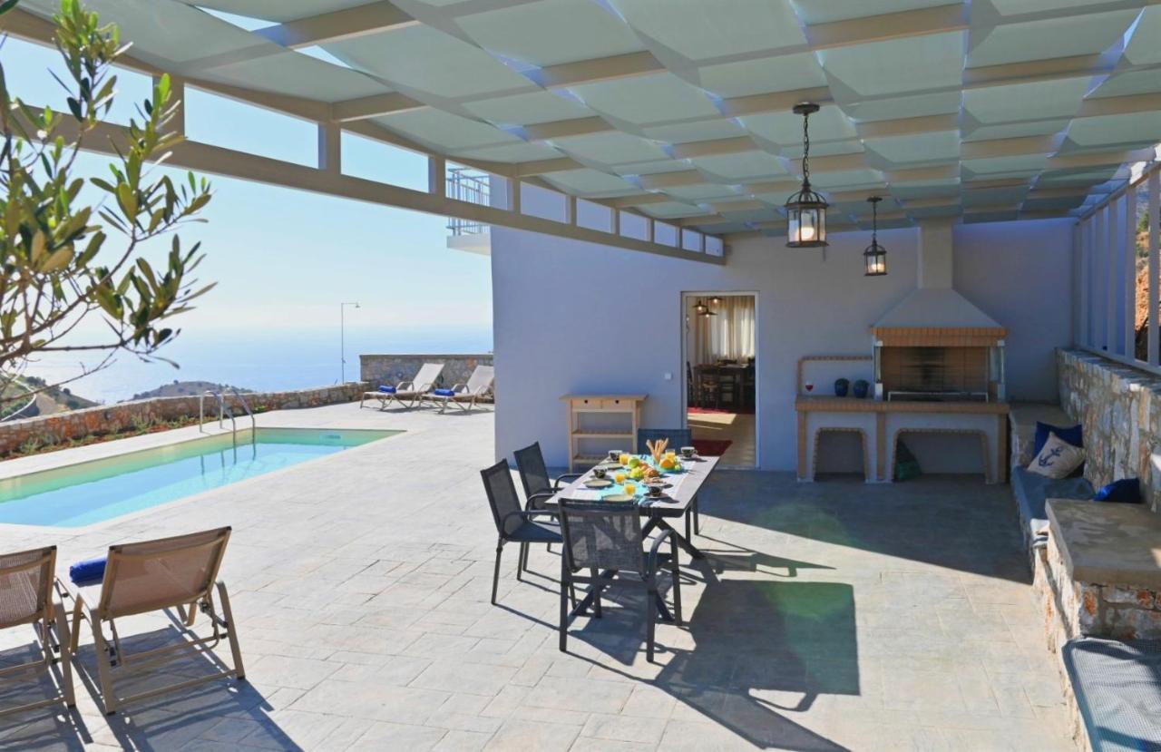 Tranquil Sea View With Private Pool, Just 2km From The Beach! *