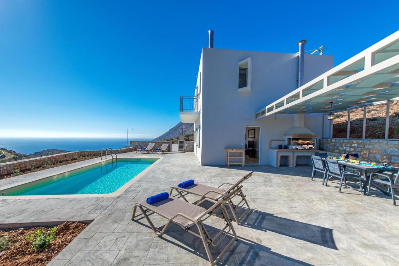 Villa Tranquil Sea View With Private Pool, Just 2km From The Beach! *
