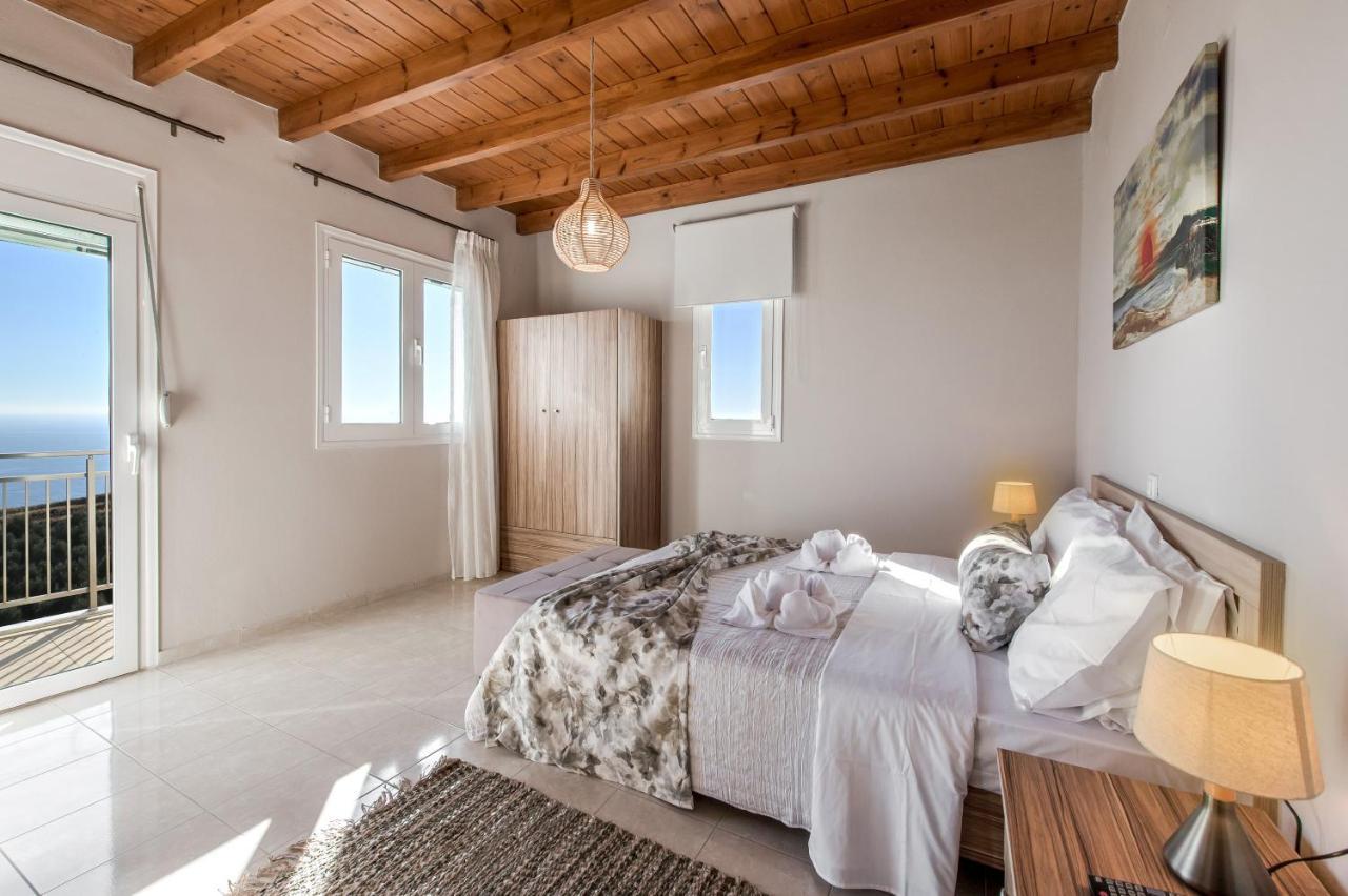 Tranquil Sea View With Private Pool, Just 2km From The Beach! Villa *