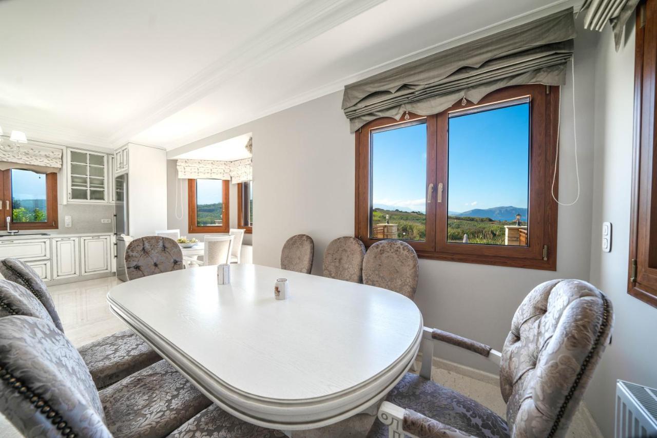 Villa Iremia Luxury With Pool *