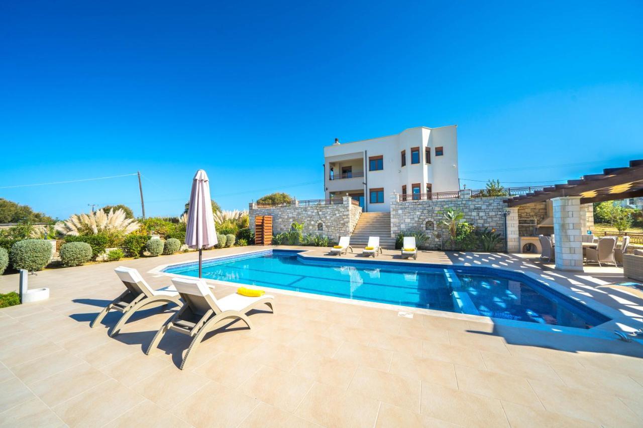 Villa Iremia Luxury With Pool *