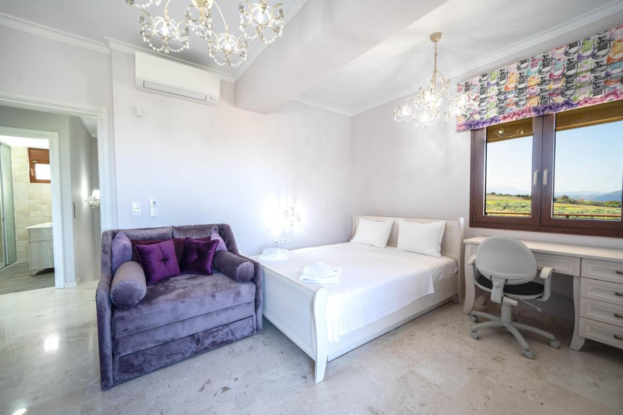 Villa Iremia Luxury With Pool *