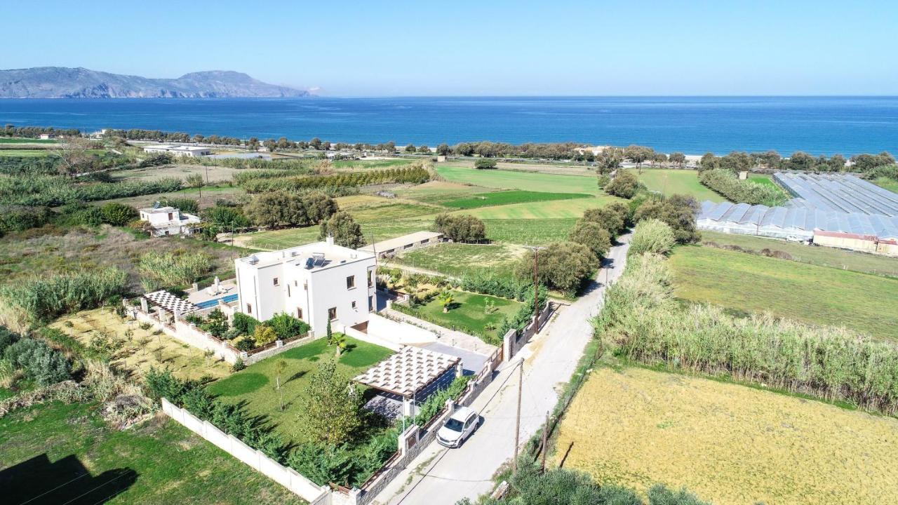 Iremia Luxury With Pool