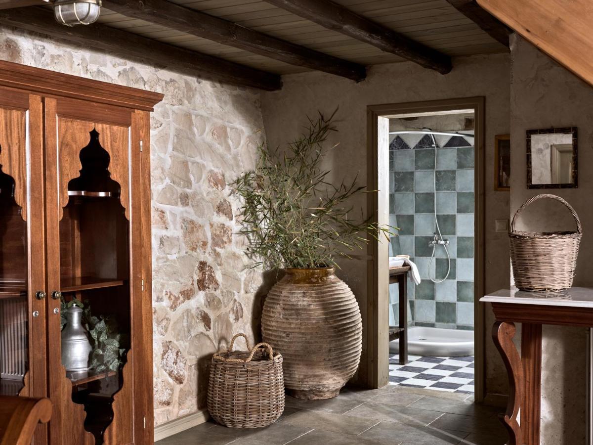 Villa Vafias - Tranquil Location, Ideal For Large Groups, By Zantewize Lithakia (Zakynthos)