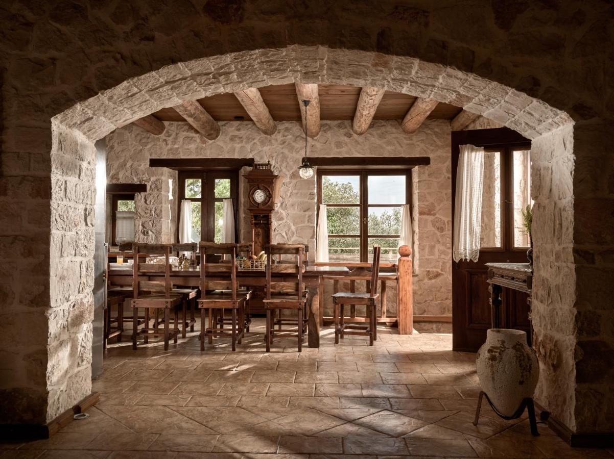 Vafias - Tranquil Location, Ideal For Large Groups, By Zantewize Villa Lithakia (Zakynthos)